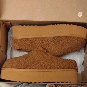 Altar'd State Brown Fuzzy Boucle Platform Slippers